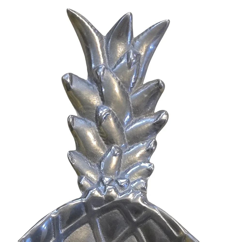 Wilton Armetale Pineapple Serveware Tray Dish Lancaster PA USA Aluminum